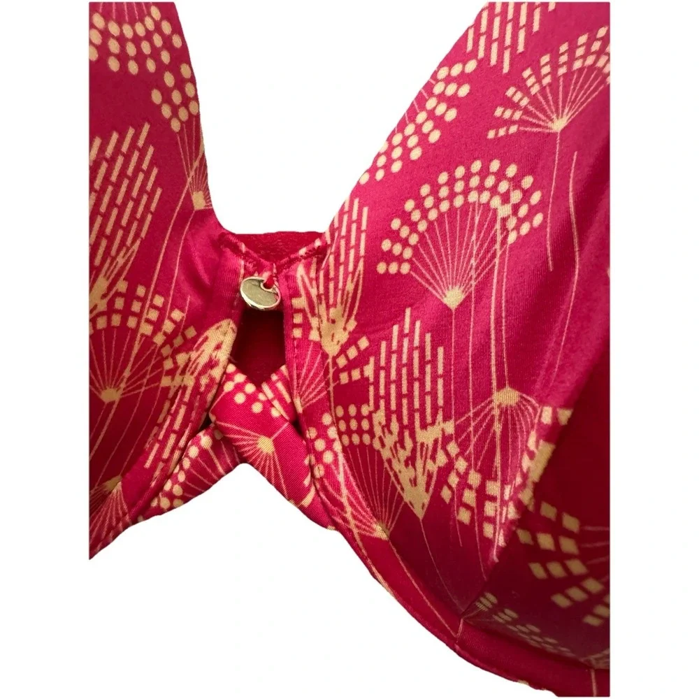 Ambrielle Women's Brand New 42C Nylon Red‎ Floral T-Shirt Convertible Bra